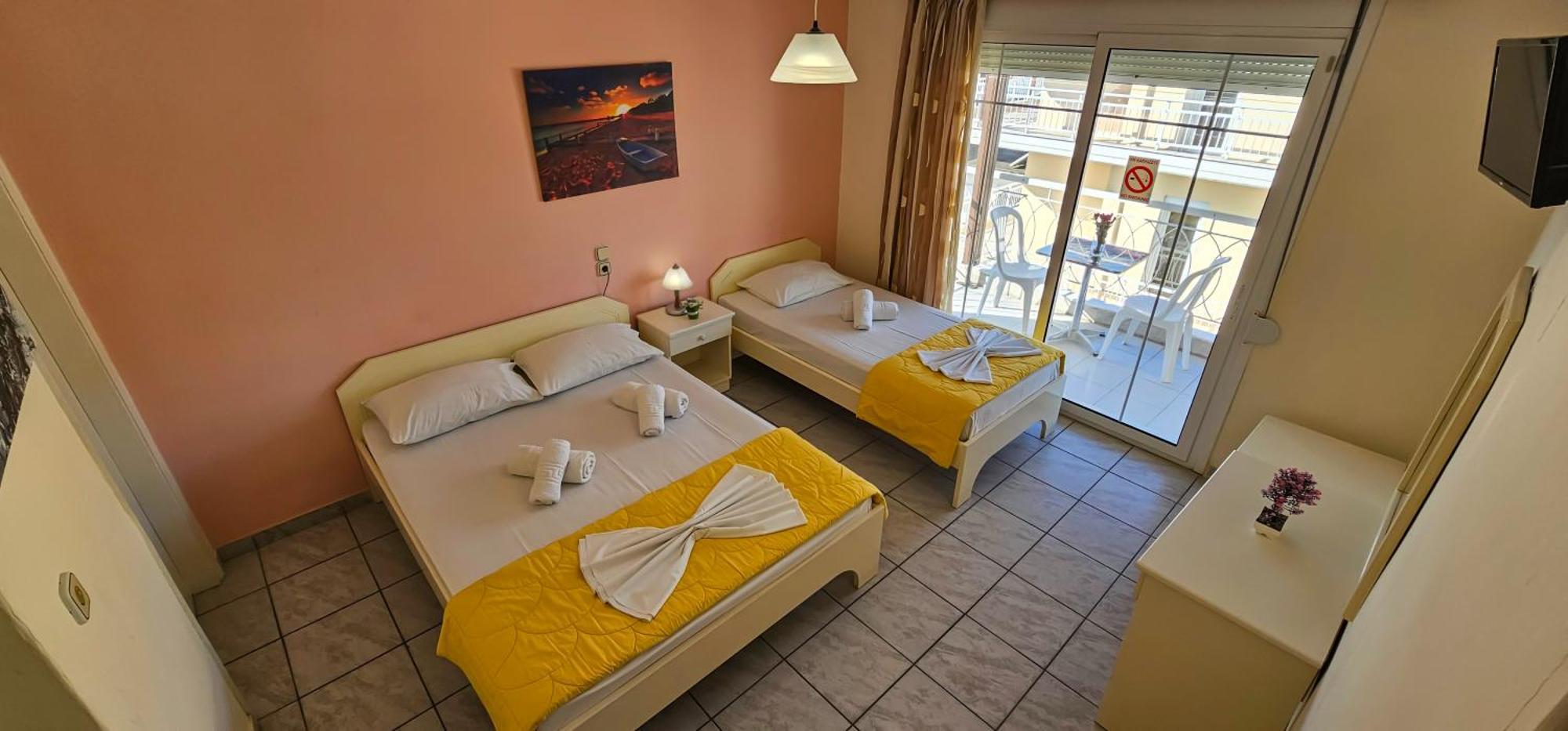Chariclia Hotel Paralía Eksteriør billede