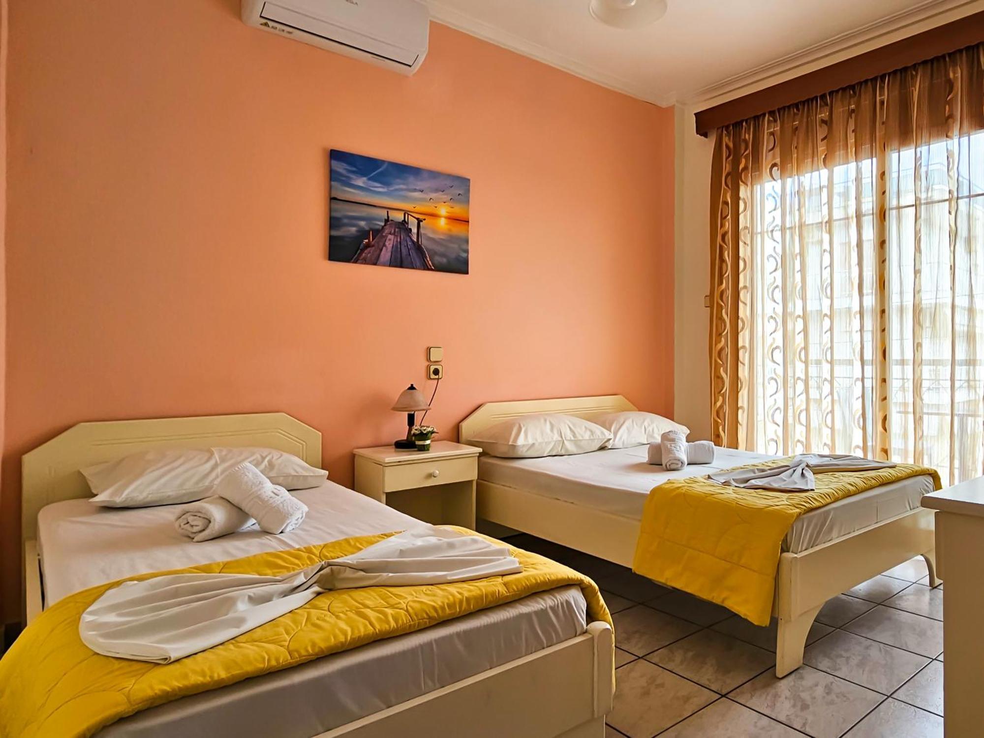 Chariclia Hotel Paralía Eksteriør billede